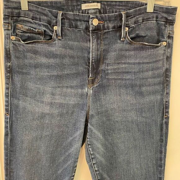Good American Good Legs High Rise Stretch Blue 089 Jeans. Size 15/33 - Picture 4 of 13